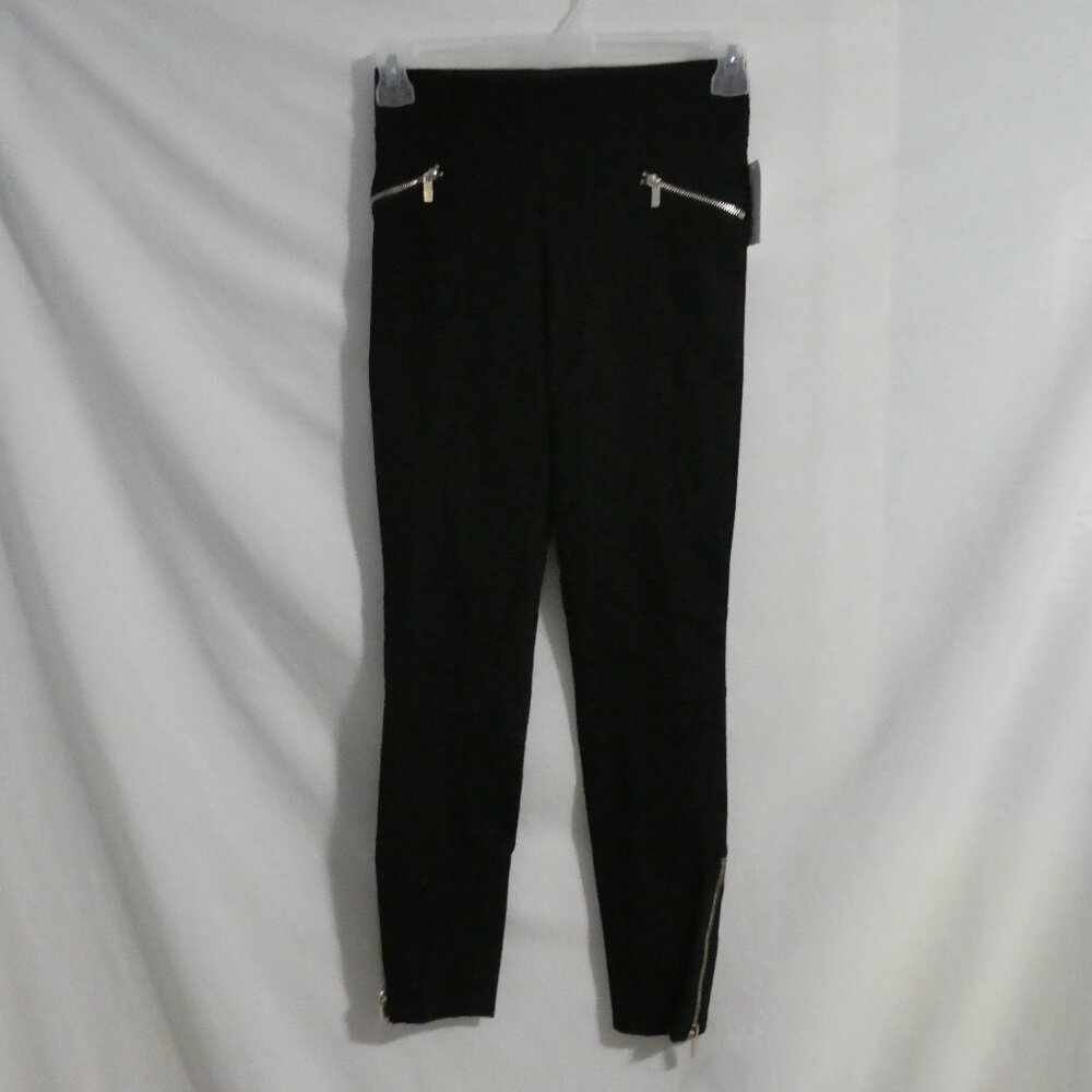 H&M | size 6 | Black Leggings | Ribbed Waist and Knee Area | Zip Pockets | NWT